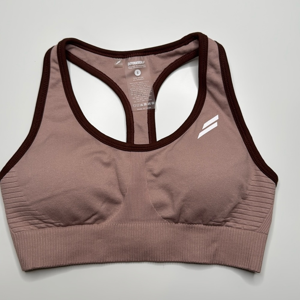 DOYOUEVEN seamless sports bra, mocha and brown, size small